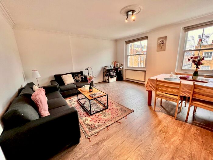 3 Bedroom Flat To Rent In Gloucester Place, London, W1U