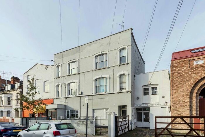 1 Bedroom Flat To Rent In Devonport Road, London, W12