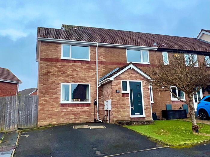 3 Bedroom End Of Terrace House For Sale In Badgers Mead, Brackla, Bridgend County Borough, CF31