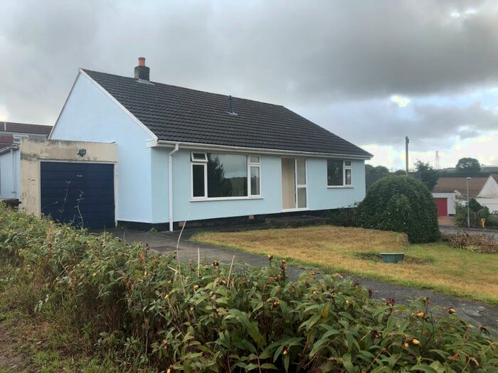 3 Bedroom Bungalow To Rent In Sunnybanks, Hatt, Saltash, PL12