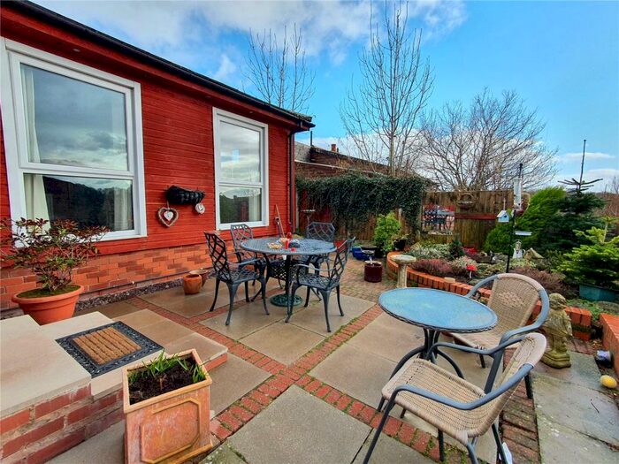 2 Bedroom Bungalow For Sale In Dawn View, Hill Farm, Bewdley, DY12