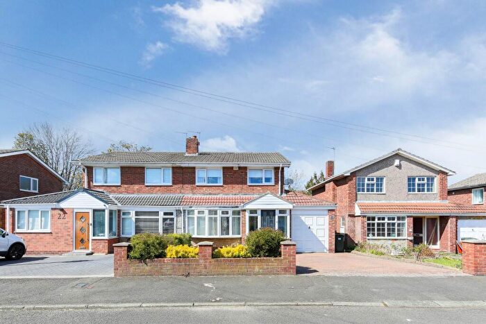 3 Bedroom Semi-Detached House For Sale In Elsdon Drive, Forest Hall, NE12