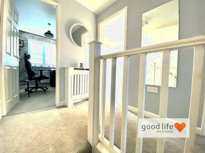 3 Bedroom Semi-Detached House For Sale In Fordfield Road, Ford Estate, Sunderland, SR4