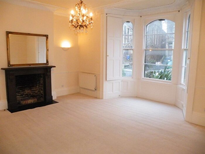 2 Bedroom Flat To Rent In Redland, Bristol, BS6