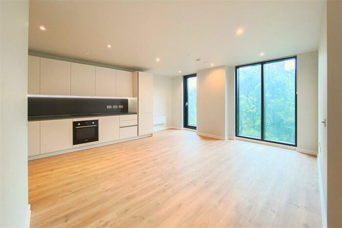 1 Bedroom Apartment To Rent In The Gate, Meadowside, M4