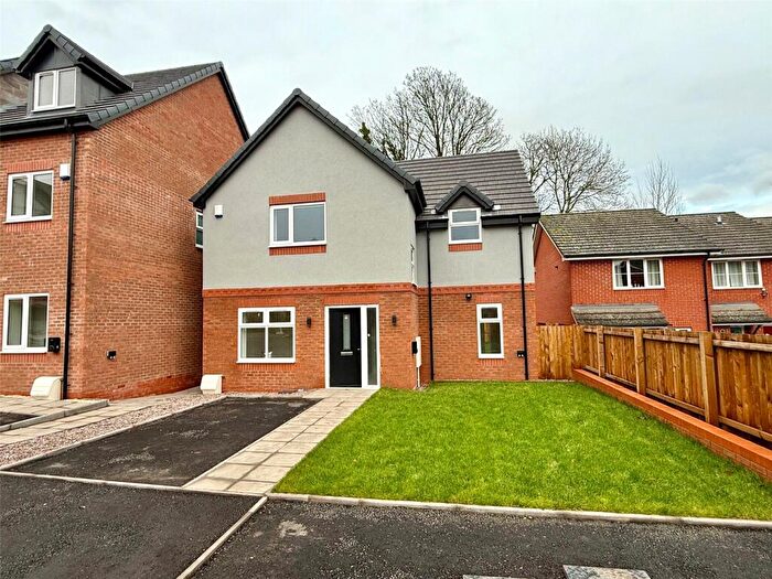 4 Bedroom Detached House For Sale In Foxglove Close, Stourport-on-Severn, Worcestershire, DY13