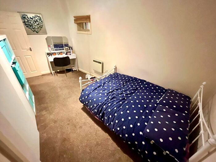 2 Bedroom Apartment To Rent In Sapphire Heights, B1