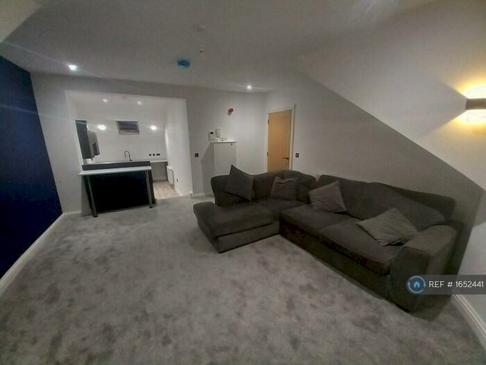 2 Bedroom Flat To Rent In Seymour Road, Broadgreen, Liverpool, L14