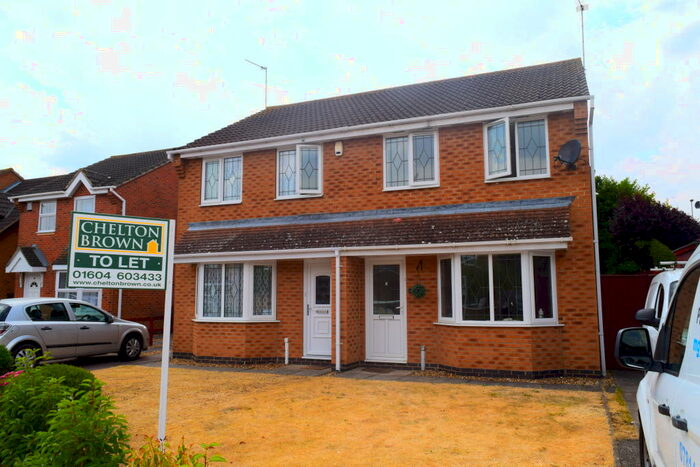3 Bedroom Semi-Detached House To Rent In Aldwell Close, Wootton Fields, Northampton, NN4