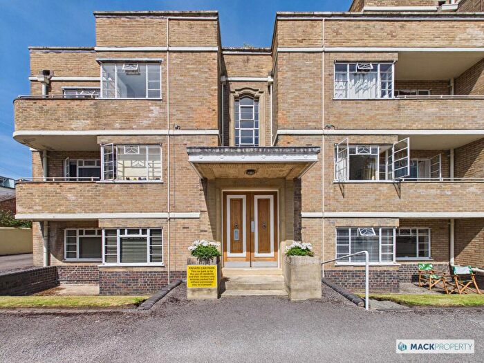 2 Bedroom Apartment To Rent In Suffolk House, Cheltenham, GL50
