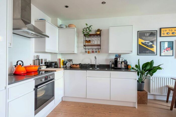 1 Bedroom Flat To Rent In Wandsworth High Street, Wandsworth Town, London, SW18