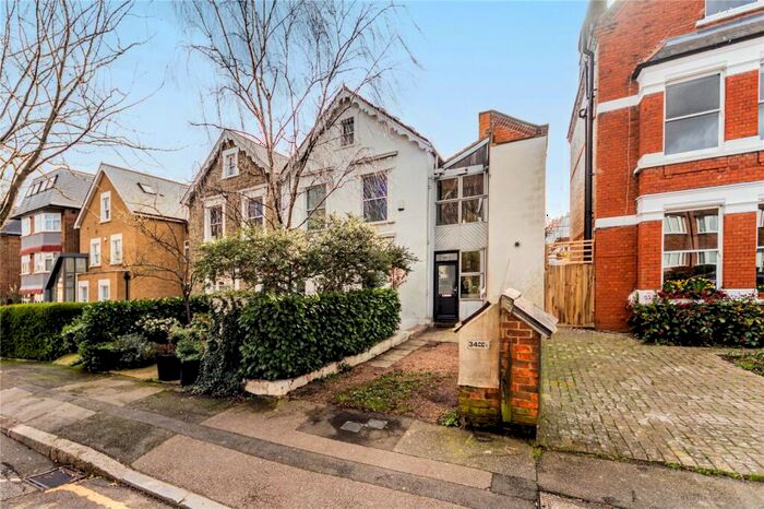 1 Bedroom End Of Terrace House To Rent In Clarence Road, London, N22