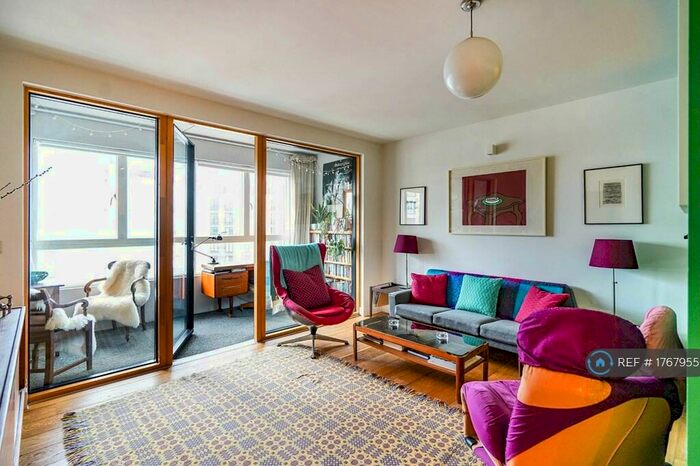 2 Bedroom Flat To Rent In Cotherstone Court, London, E2