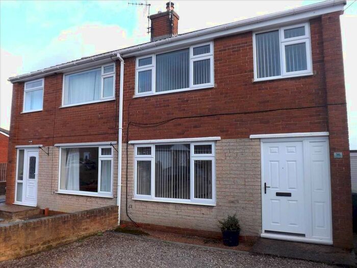 3 Bedroom Semi-Detached House To Rent In Bramlyn Close, Clowne, Chesterfield S43