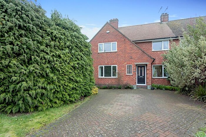 4 Bedroom Semi-Detached House For Sale In Grafton Close, Potterspury, Towcester, NN12