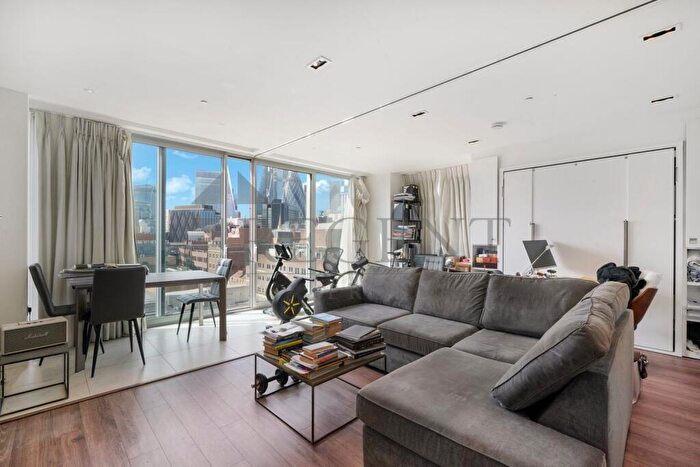 1 Bedroom Apartment For Sale In Cashmere House, Leman Street, E1