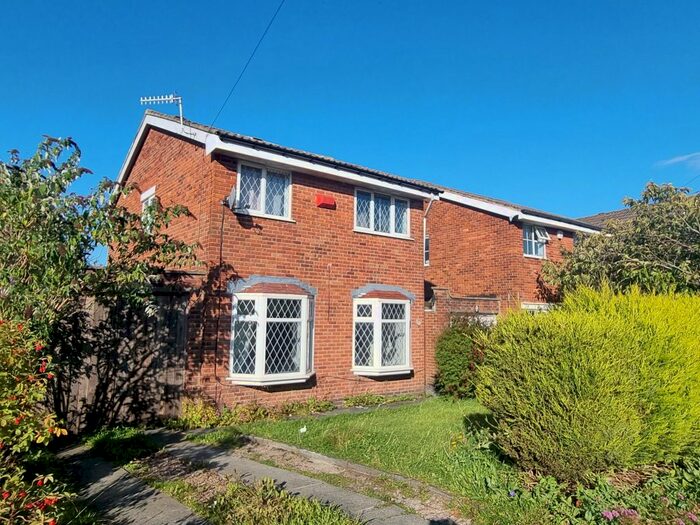 3 Bedroom Detached House To Rent In Dalecroft Rise, Allerton, Bradford, BD15