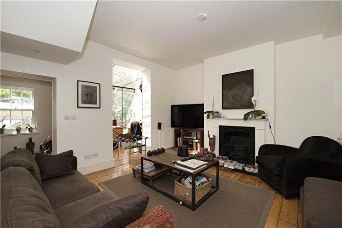 3 Bedroom Terraced House To Rent In Rochester Road, Camden, London, NW1