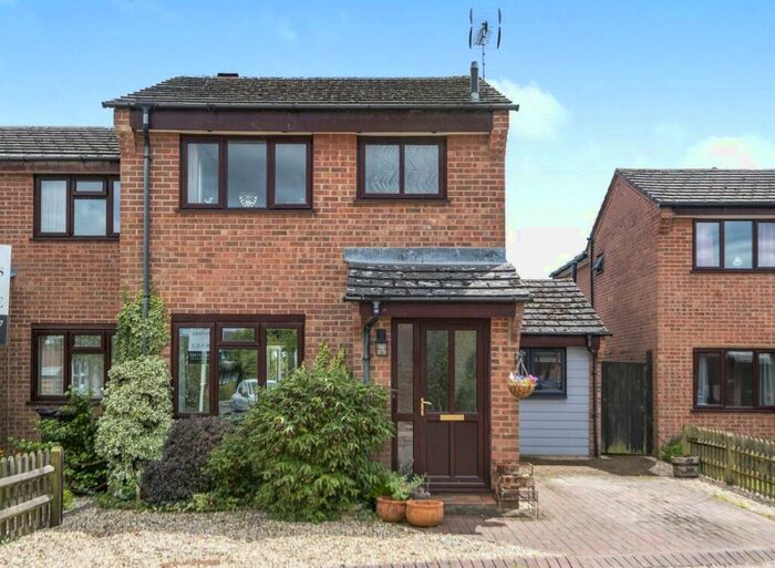 3 Bedroom Semi-Detached House To Rent In The Tyleshades, Romsey, Hampshire, SO51