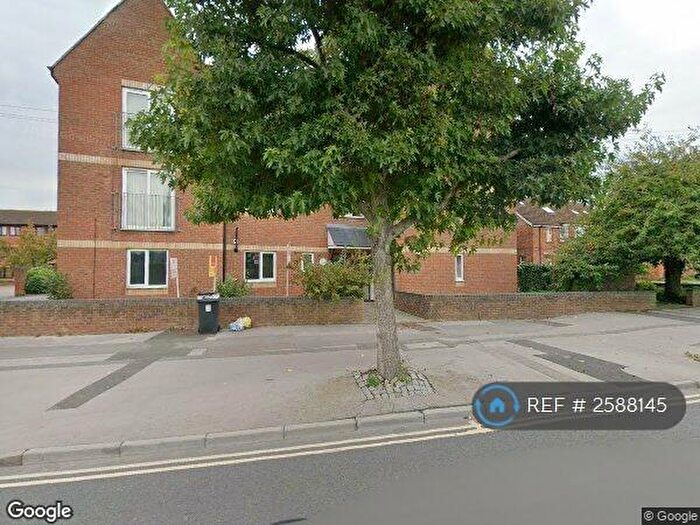 2 Bedroom Flat To Rent In Oxford Road, Cowley, Oxford, OX4
