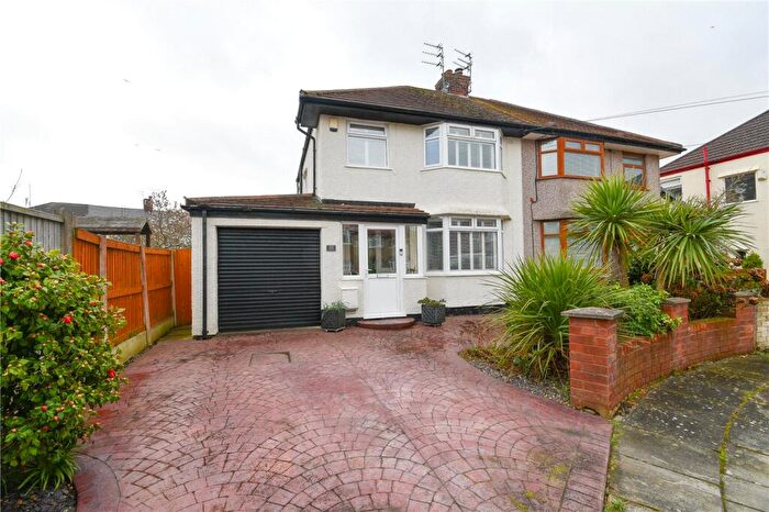 3 Bedroom House For Sale In Heygarth Drive, Greasby, Wirral, CH49