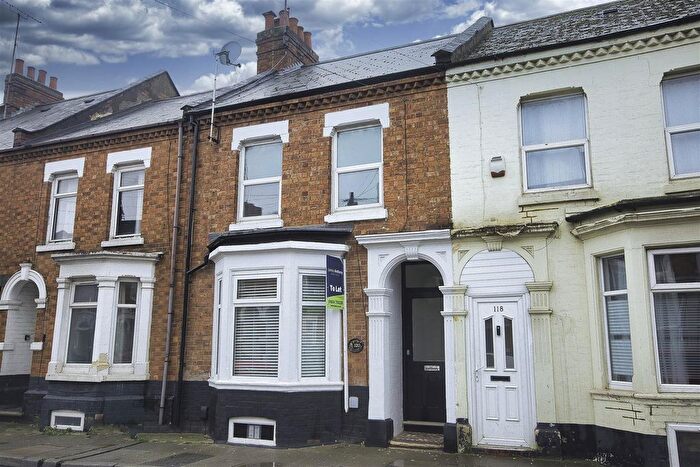 3 Bedroom Terraced House To Rent In Abington Avenue, Abington, Northampton, NN1