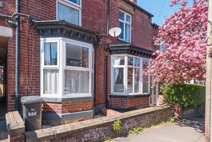 3 Bedroom Terraced House For Sale In Blair Athol Road, Banner Cross, S11