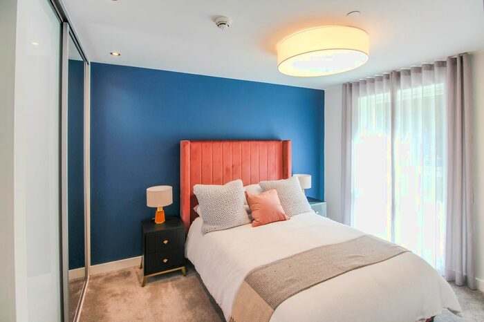 1 Bedroom Flat To Rent In Green Lanes, London, N21