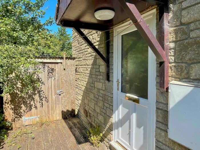 1 Bedroom Flat To Rent In New Road, Gillingham, SP8