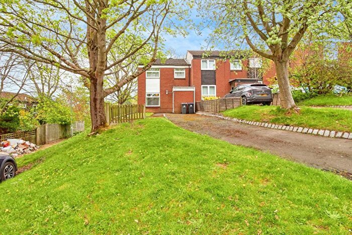 3 Bedroom End Terrace House For Sale In Grange Rise, Birmingham, West Midlands, B38