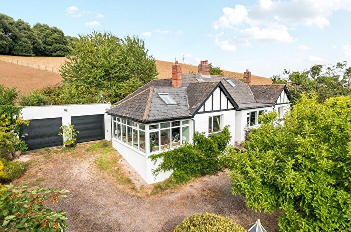 4 Bedroom Bungalow For Sale In Linslade, Exeter, EX6