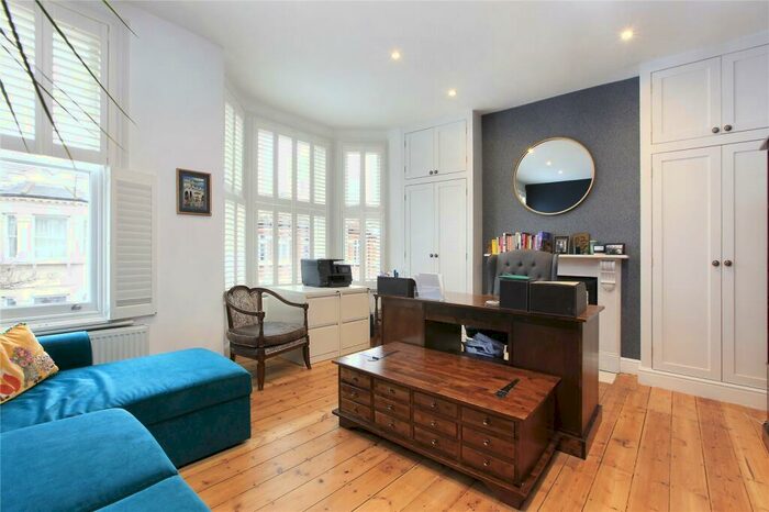 5 Bedroom Terraced House To Rent In Gaskarth Road, Clapham South, London, SW12