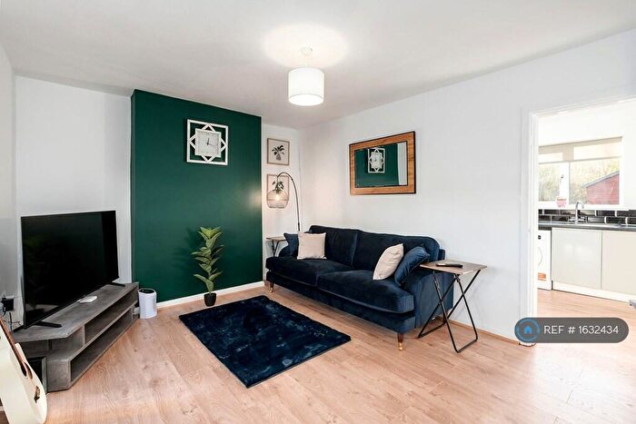 3 Bedroom Terraced House To Rent In Woodside Road, Beeston, Nottingham, NG9