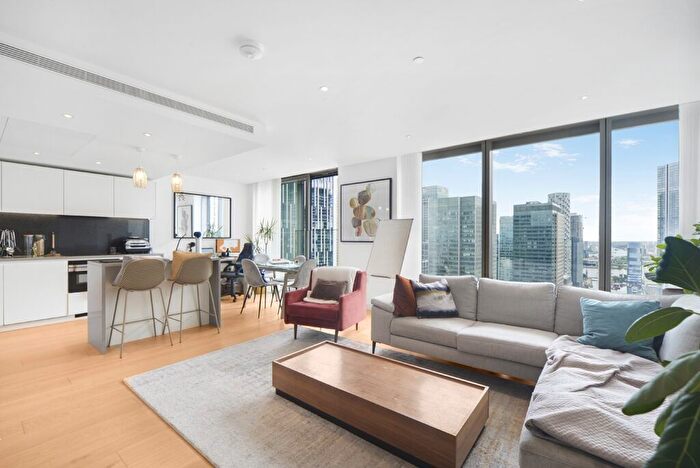 2 Bedroom Flat To Rent In Landmark Pinnacle, Marsh Wall, E14