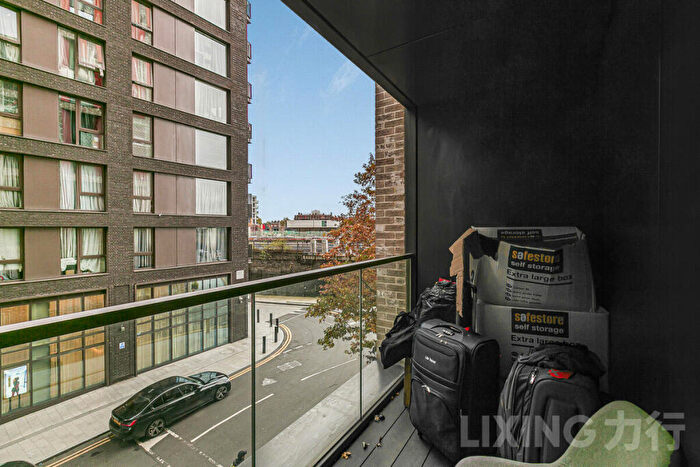 1 Bedroom Apartment For Sale In Ponton Road, Nine Elms, SW11