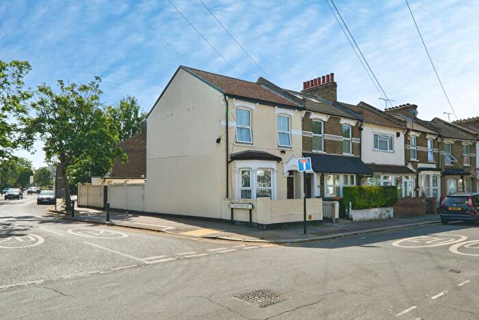 3 Bedroom End Of Terrace House For Sale In Caistor Park Road, London, E15