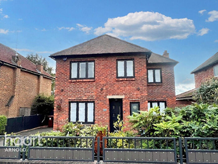 3 Bedroom Detached House For Sale In Ridsdale Road, Sherwood Dales, NG5