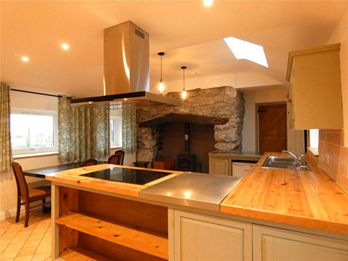 2 Bedroom Bungalow To Rent In Waunfawr, Caernarfon, Gwynedd, LL55