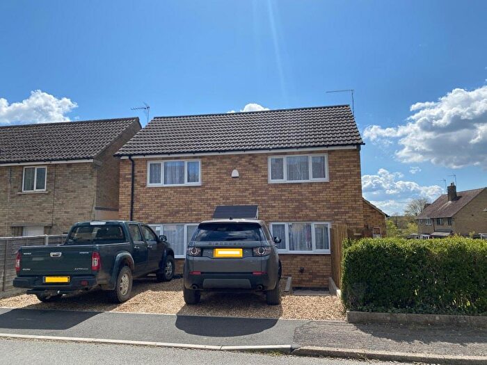 3 Bedroom Detached House To Rent In Sandlands Avenue, Brigstock, Corby, Northants, NN14