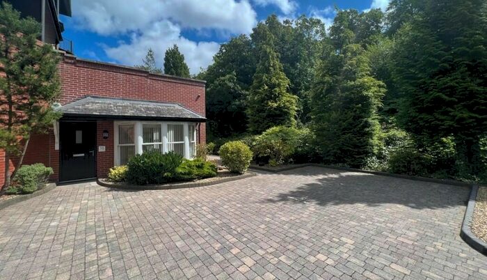 3 Bedroom Apartment To Rent In Ibbotsons Lane, Liverpool, Merseyside, L17