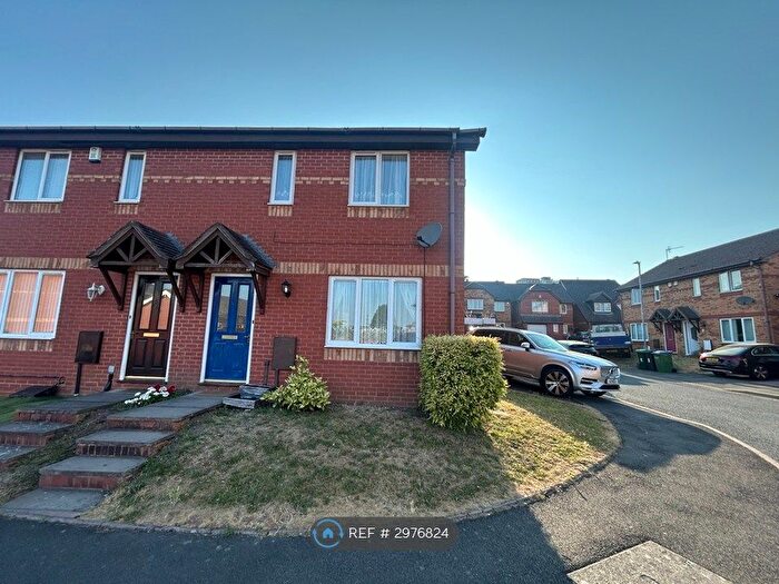 3 Bedroom Semi-Detached House To Rent In Pear Tree Drive, Rowley Regis, B65