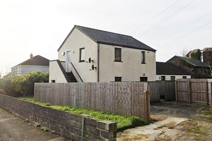 3 Bedroom Block Of Apartments For Sale In Picton Road, Milford Haven, SA73