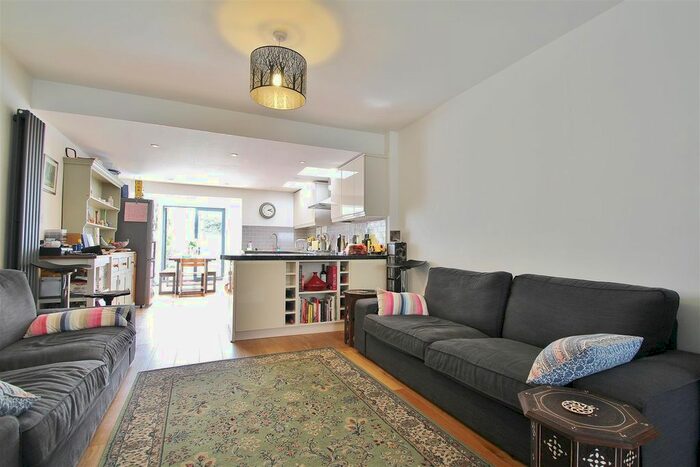 4 Bedroom Terraced House To Rent In Linkfield Road, Isleworth, TW7