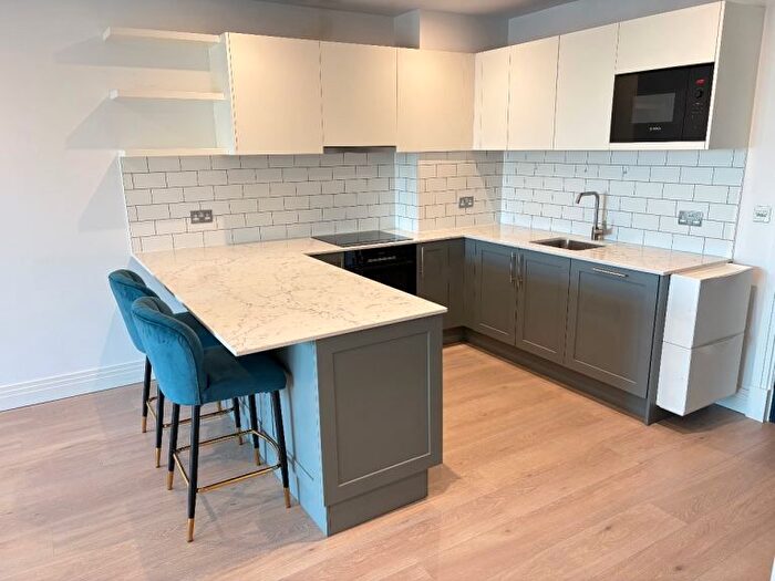 2 Bedroom Flat To Rent In Filmworks Walk, Ealing, W5