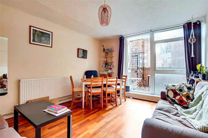 4 Bedroom Maisonette To Rent In Myrtle Walk, Hoxton, London, N1