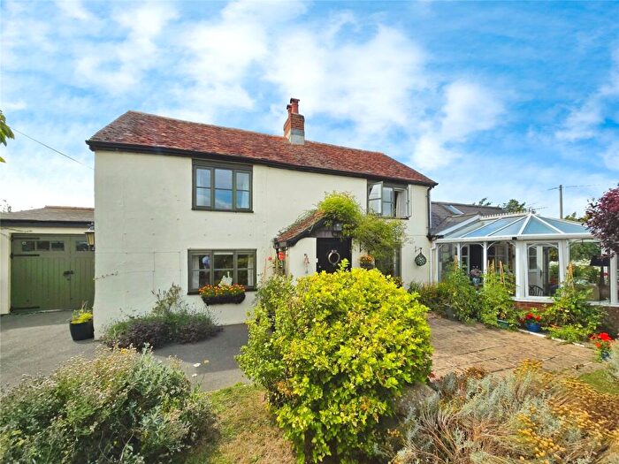 4 Bedroom Detached House For Sale In Main Road, Wellow, Yarmouth, PO41