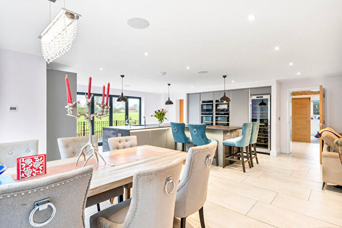 5 Bedroom Detached House For Sale In Lysterfield End, Nettleham, Lincoln, Lincolnshire, LN2