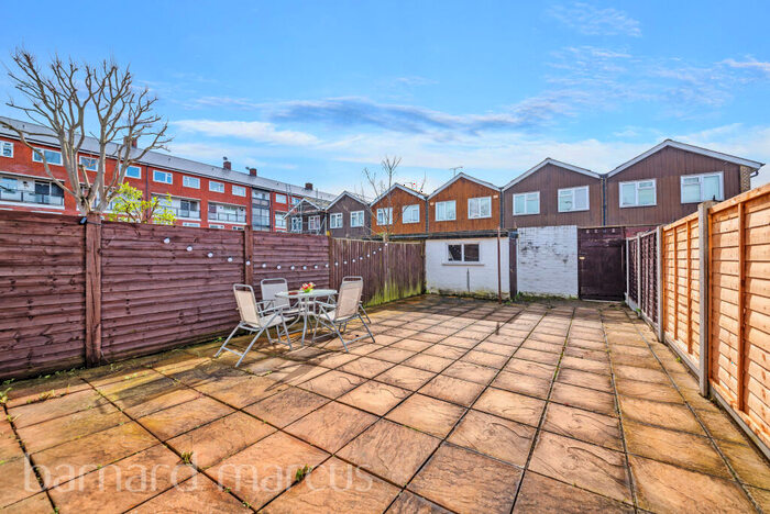 4 Bedroom House To Rent In Fleming Road, London, SE17