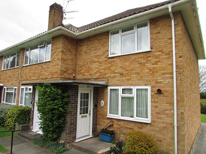 2 Bedroom Maisonette For Sale In Fir Tree Court, Elstree, WD6