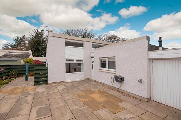 3 Bedroom Bungalow For Sale In The Finches, Gullane, EH31